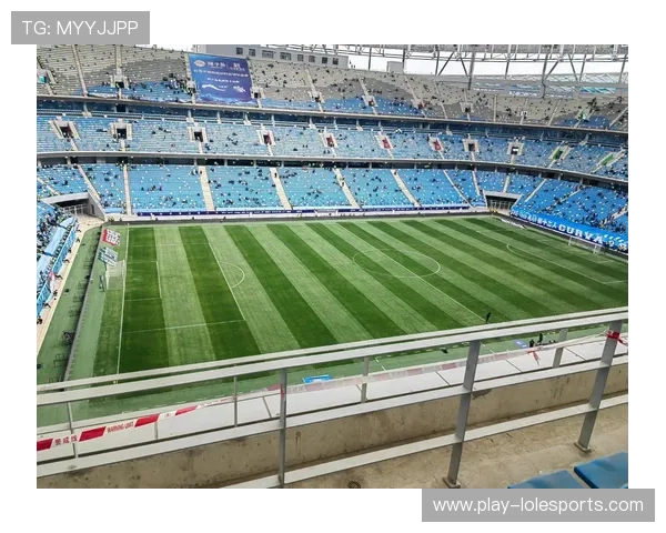 大连英博新主场梭鱼湾球场崭露头角成北方新地标